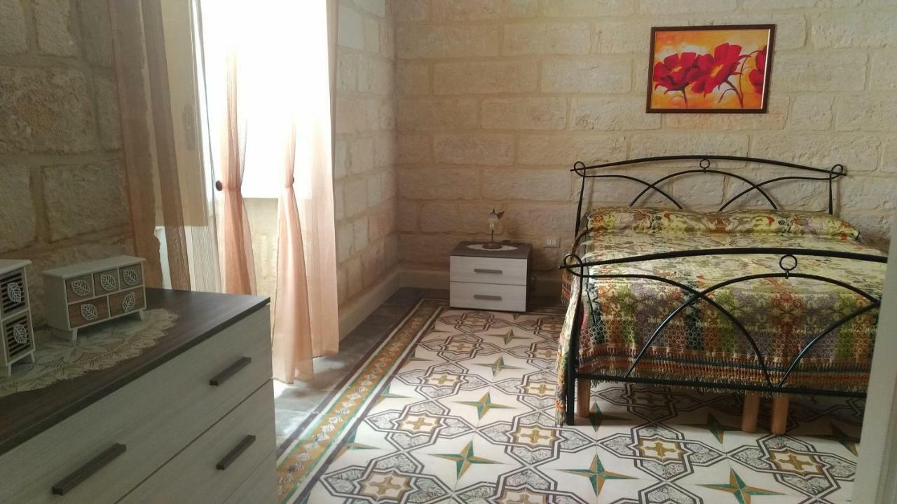 Apartament La Terrazza Sul Castello Palmariggi Zewnętrze zdjęcie
