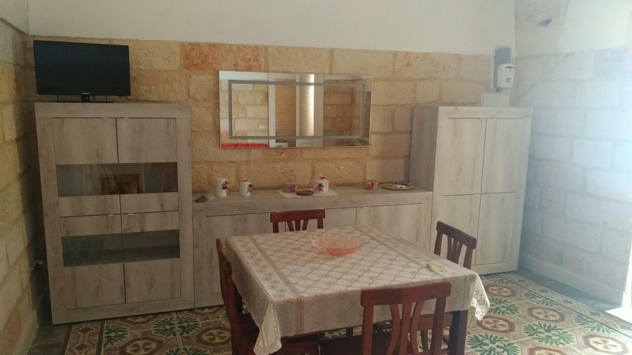 Apartament La Terrazza Sul Castello Palmariggi Zewnętrze zdjęcie